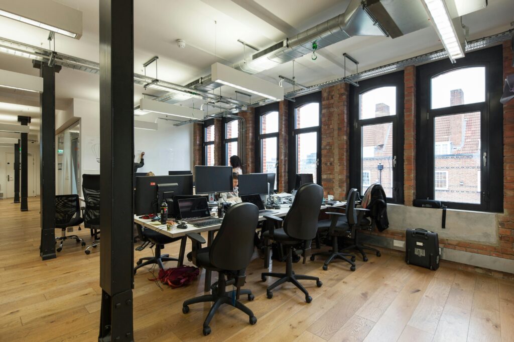 How Do I Calculate the Right Office Size for My Team?